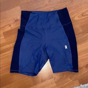 Good American biker short